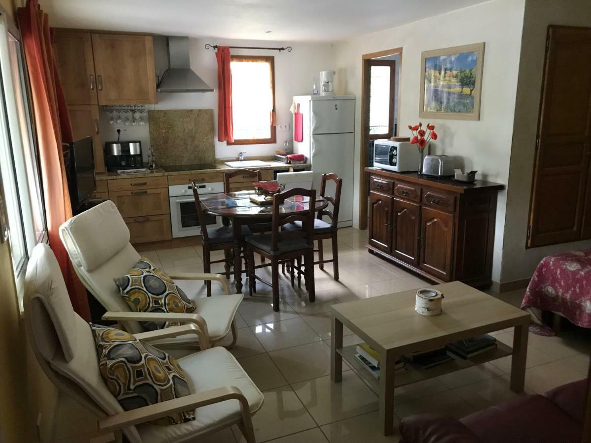Les Buis Apartman Carpentras Kültér fotó